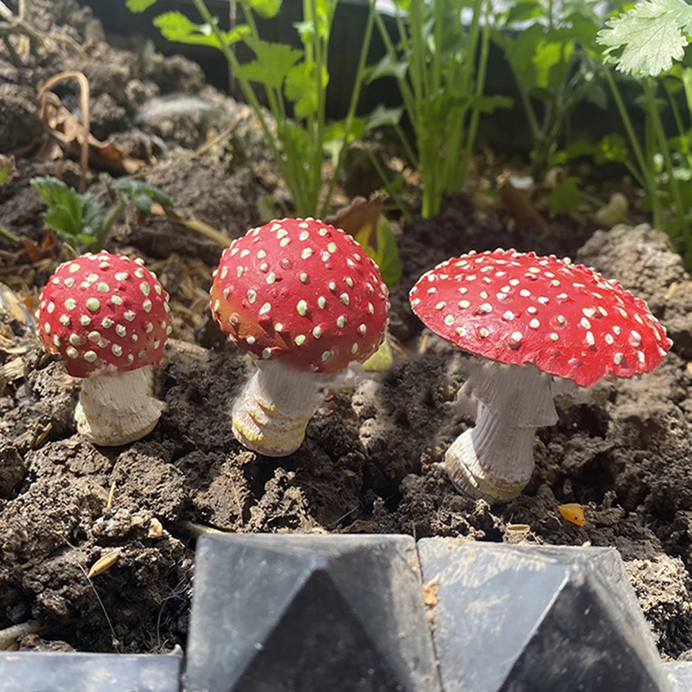 

Luminous Mushroom Butterfly Ornament For Garden Yard Outdoor Lawn Decor Landscape Resin Sculpture Garden Decorations