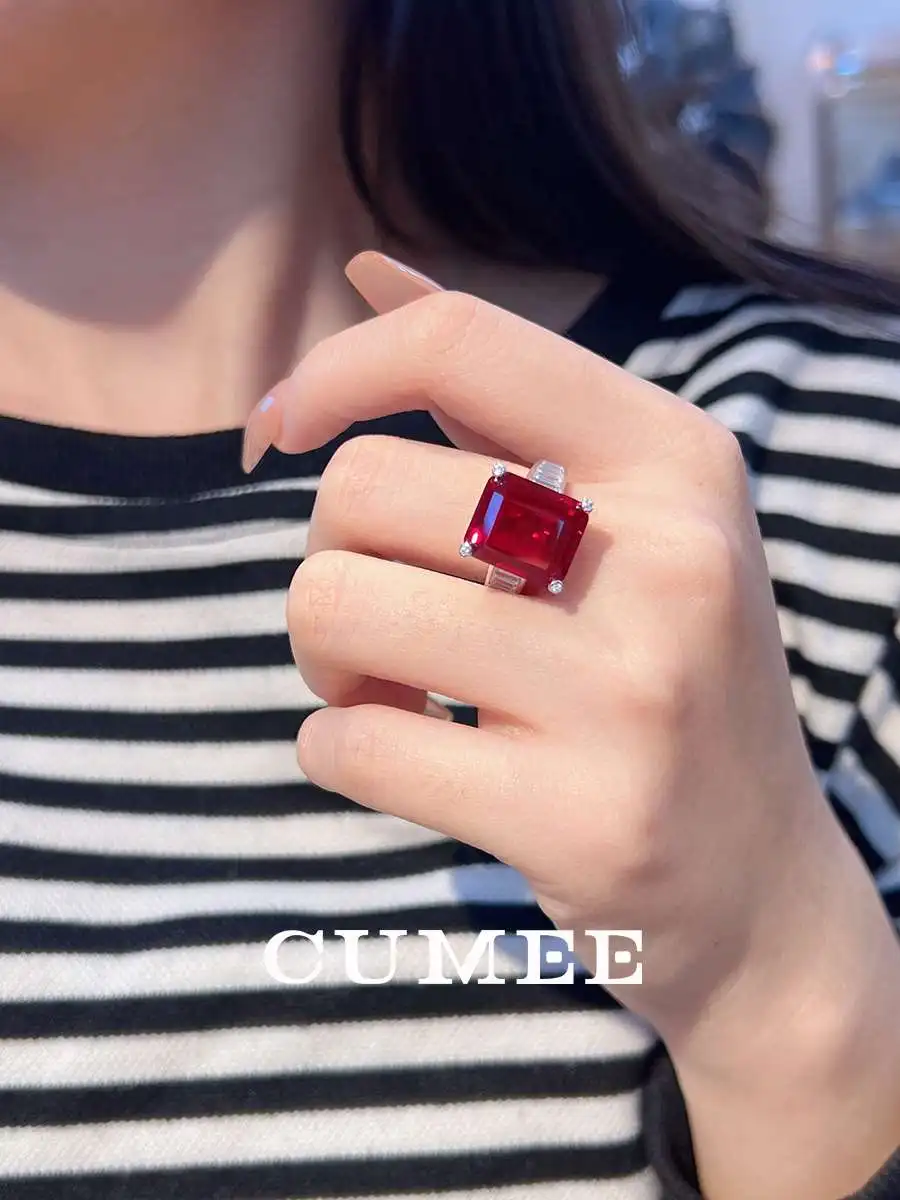 CUMEE Classic Grand Clara Princess Cultivated Synthetic Ruby Burmese Pigeon Blood Red Ring Silver Plated Gold