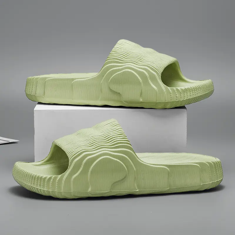 Man Fashion Sandals Solid Beach Slippers Summer Non Slip Sandals Soft Unisex Slides Women Luxury Outdoor Ultralight Shoes - Image 2