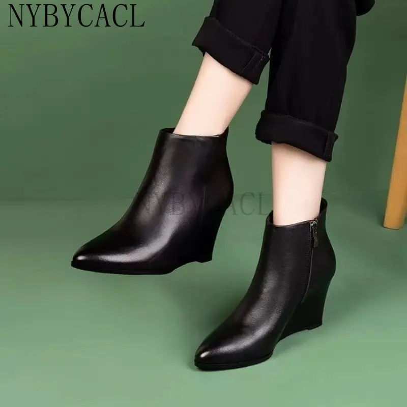 

Fashion Women Chelsea Boots Patent Leather Pointed Toe Short Booties Ladies Autumn Wedge Shoes Woman Botas Mujer Wedges New 2023