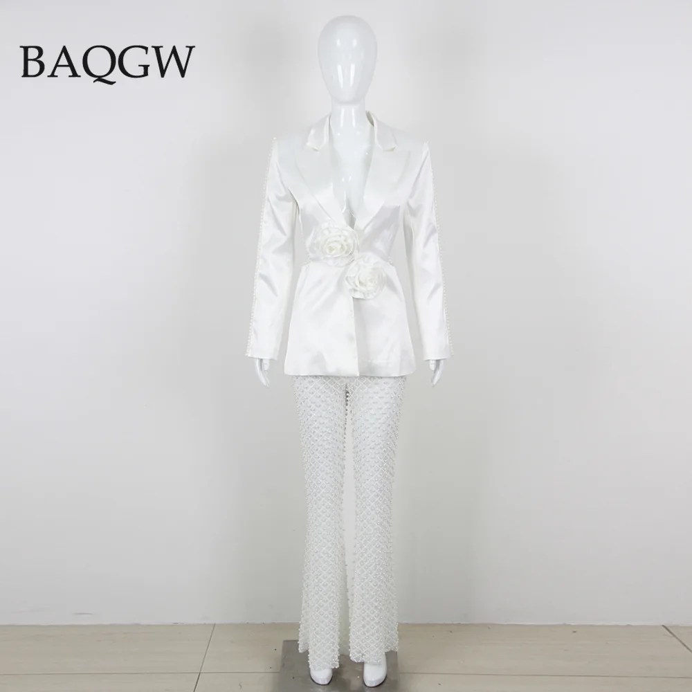 Luxury Beading Design Women White Set Heavy Industry 3D Flower Patchwork Two Piece Set Slim Fit Handmade Pant Streetwear Outfits