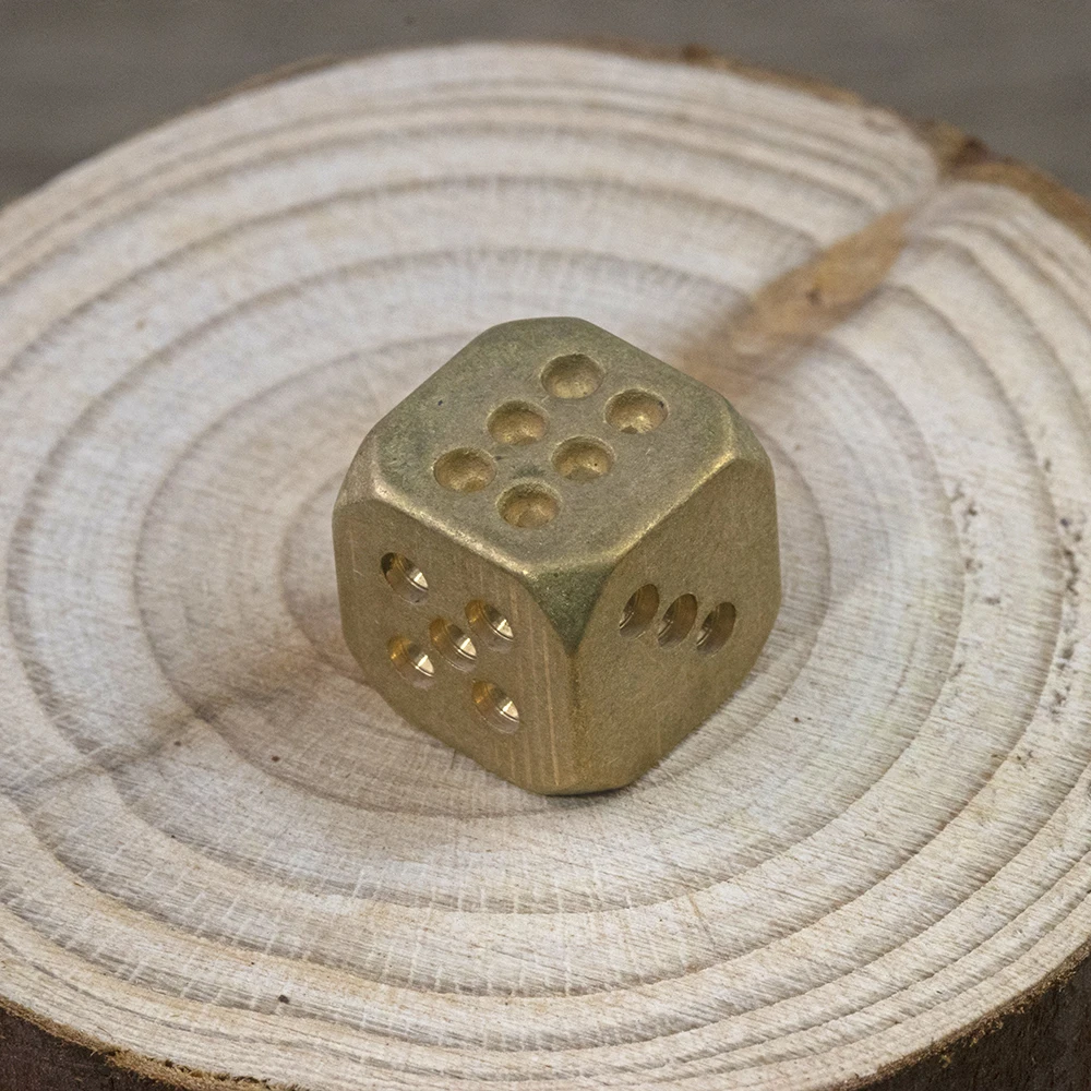 6 Sided Brass Metal Dice 11mm Vintage Metal D6 Dice for Tables Board Game Poker Party Club Bar Entertainment Game Accessories