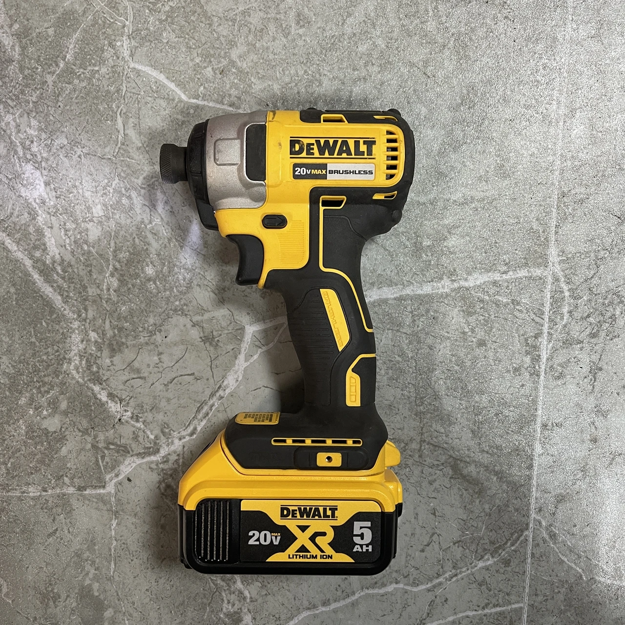 DEWALT DCF787 20V MAX Cordless 1/4