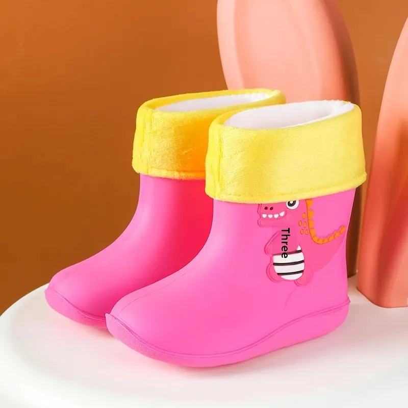 Rose Red dinosaur (wool mouth with cotton)