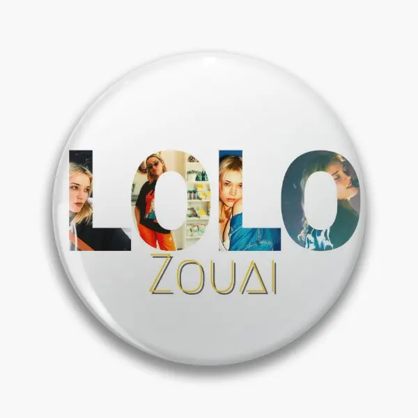 Lolo Zouai Essential T Shirt Lolo Zoua Soft Button Pin Spilla Decor Hat Badge Fashion Funny Cute Collar Gift Jewelry Women