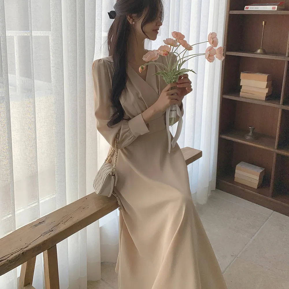 Korean Fashion Autumn Midi Dresses for Women Long Sleeves V-neck A-line Solid Casual Dress Office Lady Clothing New