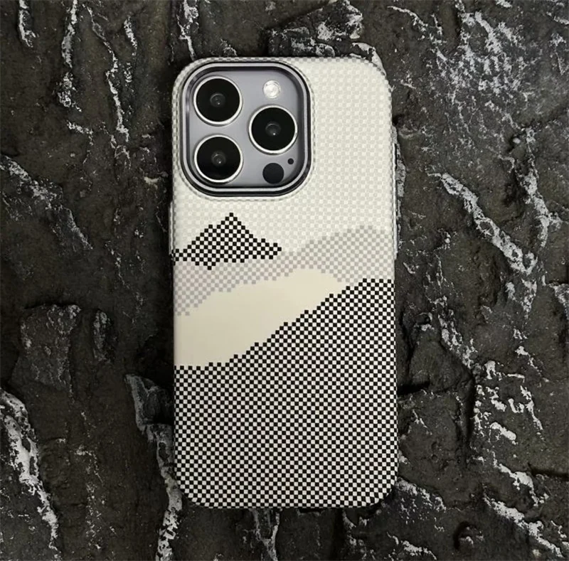 Carbon Fiber Relief MagSafe Case with Alloy Lens