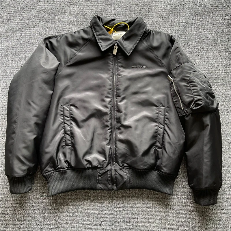 

2023ss ALYX 1017 9SM Bomber Jacket Men Women kanye College Metal Logo Coats Varsity Jackets men jacket