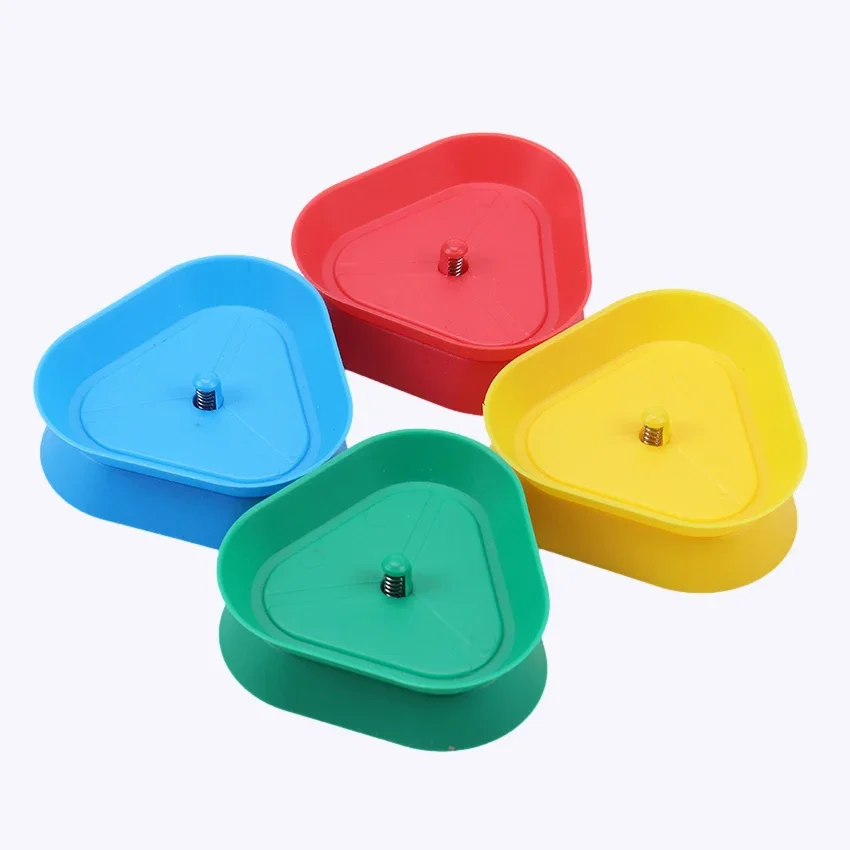 Playing cards 2/4PCS set triangle hands-free holder