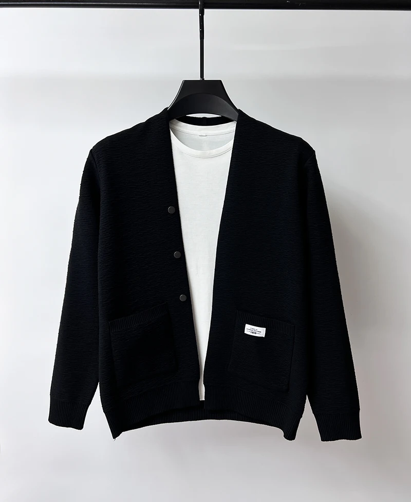 Description Picture 6 of itemAutumn and Winter Long-sleeved Men's Trendy Cardigan Knitted Korean Style Slim V Pocket Design Casual Slim Cardigan New Top
