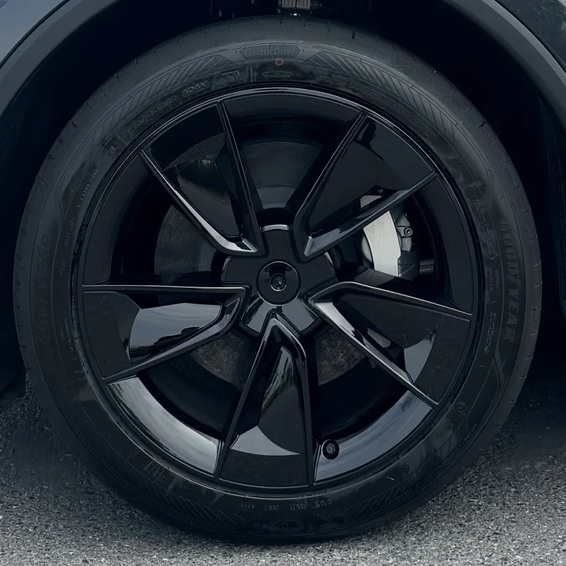 4 個テスラモデル Y ジュニパー 2025 19 インチホイールキャップ