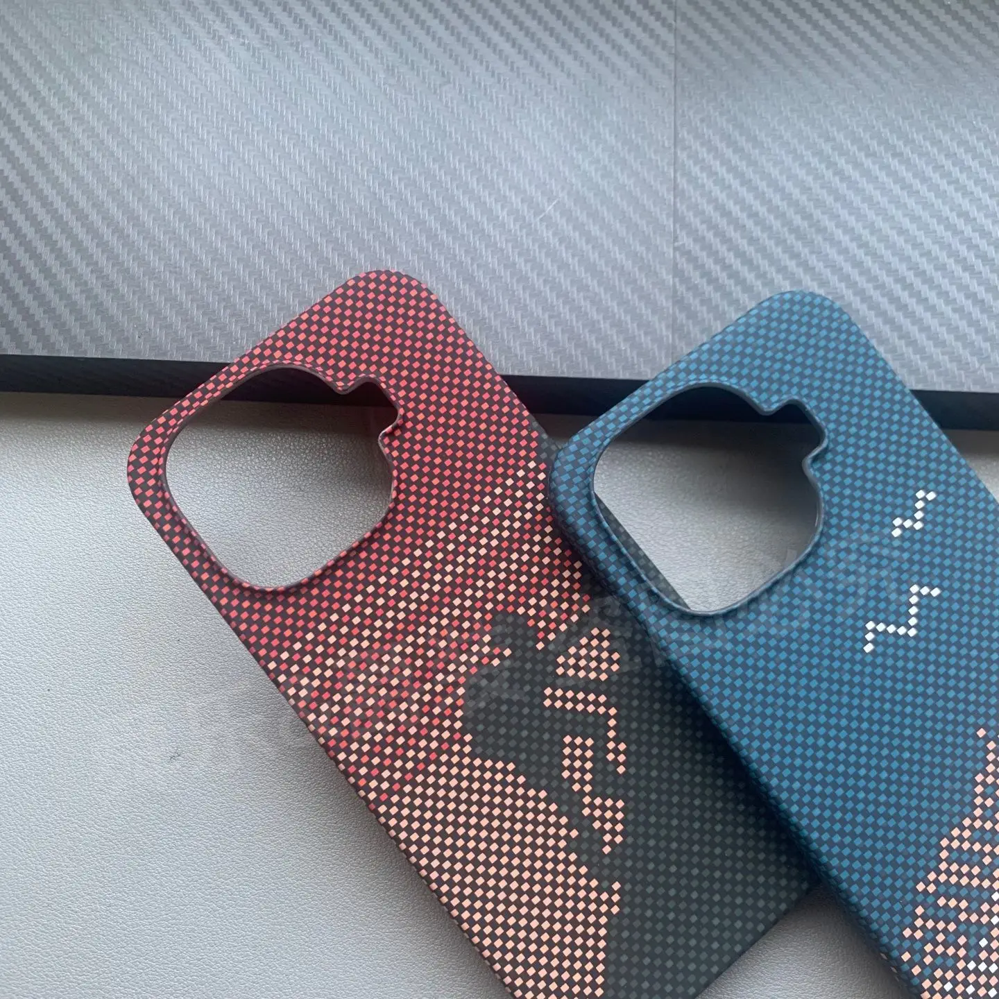Carbon Fiber Pattern Slim Shockproof Protective Cover
