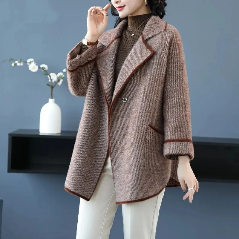 

2023 New Autumn Winter Woolen Jacket Women Fashion Mid-Aged Mothers Single Button Short Coat Female Casual Outerwear Ladies Tops
