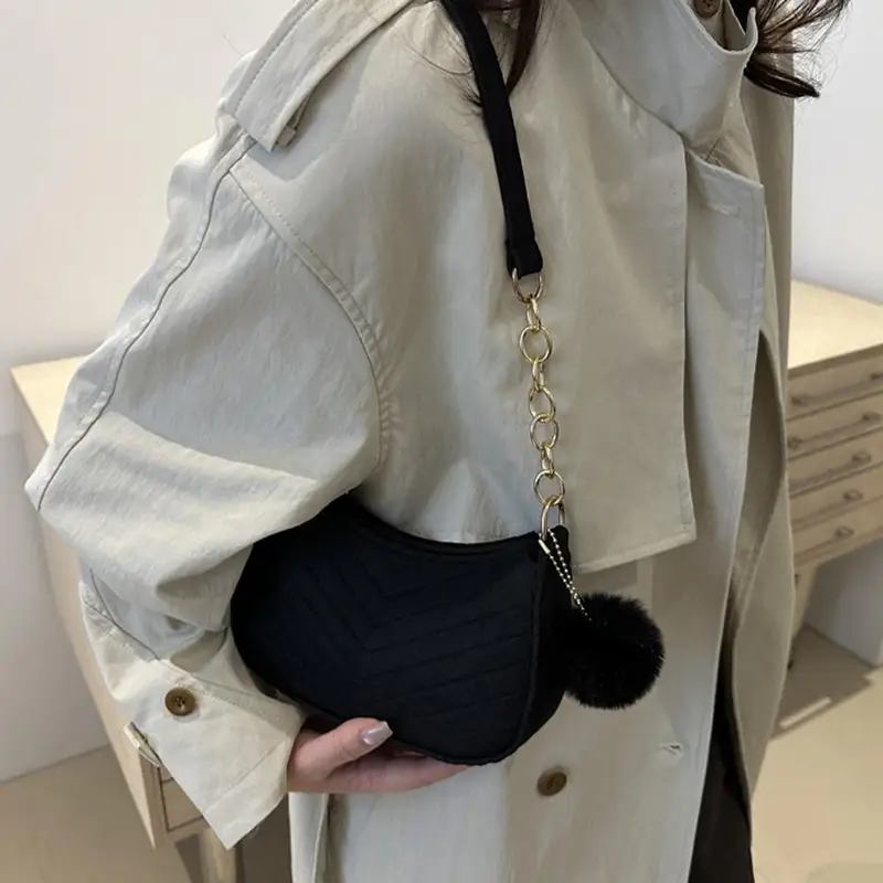 Mini Women Shoulder Bags Fashion Felt Women's Bag Design Advanced Underarm Handbags Mini Saddle Bag