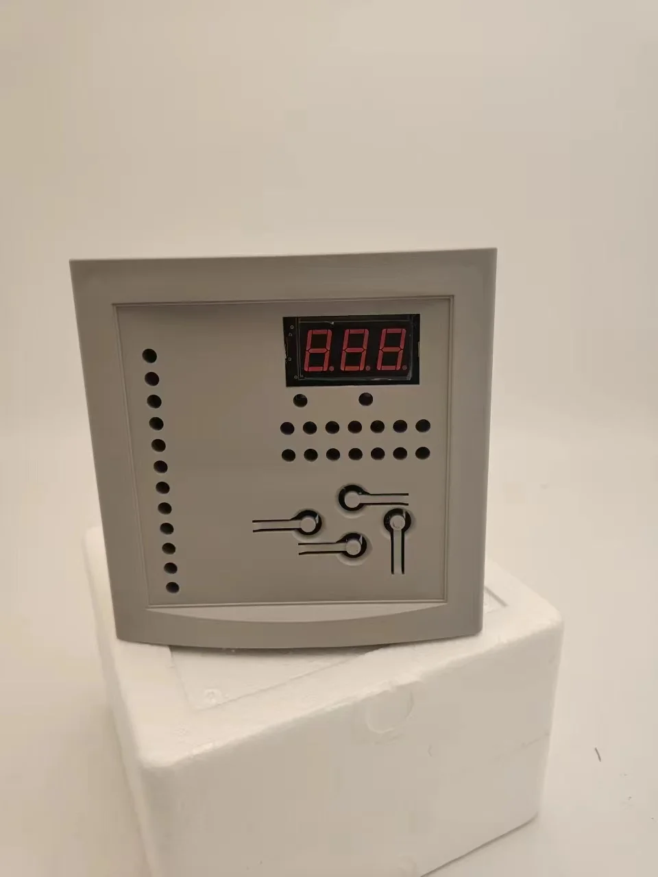 PFR120 Power factor regulator 12 step 380V Malaysia market power factor contorller reactive power compensation