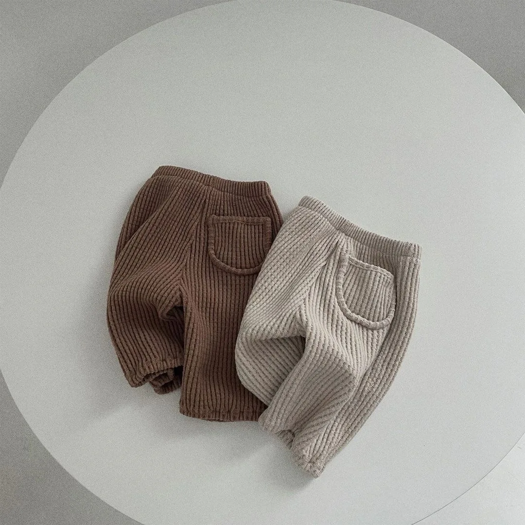 Description Picture 2 of item2025 New Baby Loose Trousers Solid Toddler Pocket Pants Autumn Children Casual Pants Cotton Girls Harem Pants Boys Pants