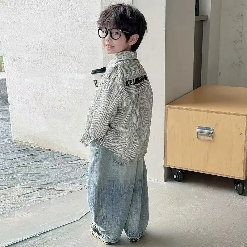 2025년 신상 남아 봄 가을 스트라이프 자켓 슬림핏 경량 캐주얼웨어 트렌디 슬림 셔츠 대비 스티치