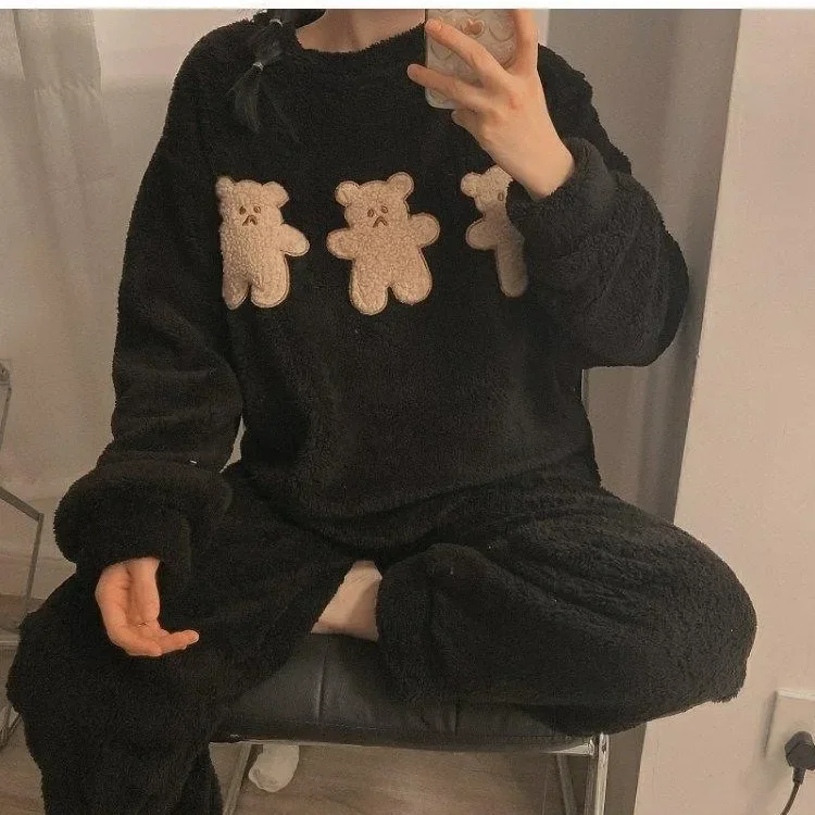 بيجامة نسائية من الصوف المرجاني برقبة دائرية طقم ملابس منزلية شتوية دافئة بتصميم الدب الفانيلا القطيفة ملابس نوم على الطراز الكوري