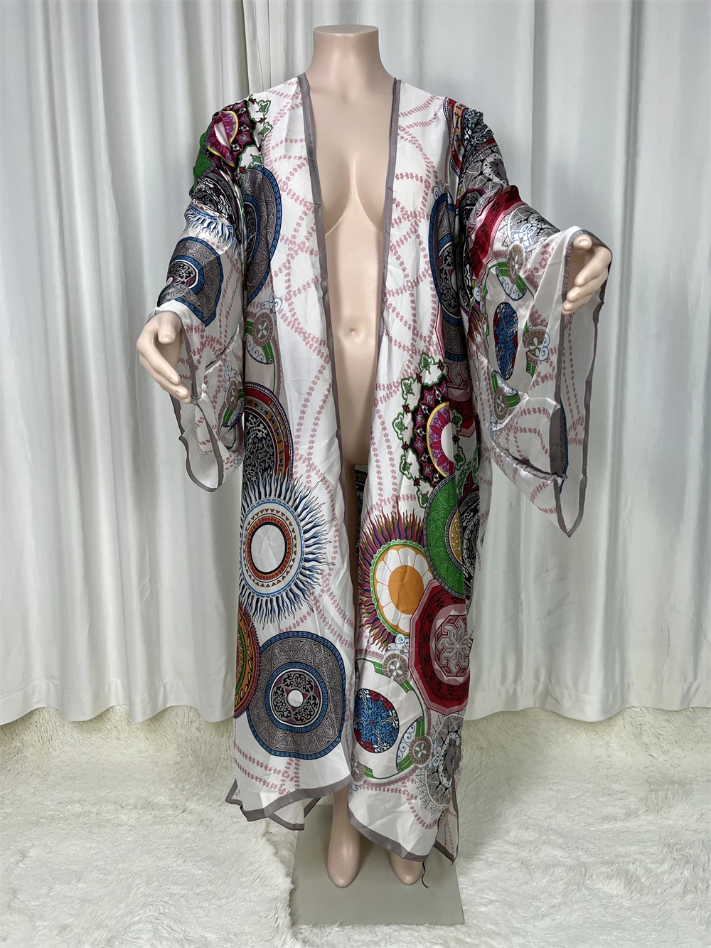 

2024Saudi Arabia's Loose Maxi Dress Summer Printed Silk Beach Bohemian Robe Africa Kaftan Swim Suit Batwing Sleeve Women Cardiga