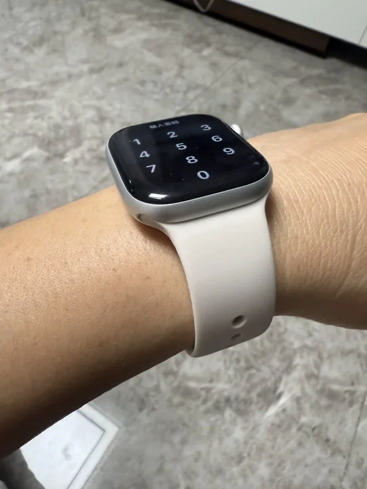 Sport Silicone Band for Smartwatch - 46mm to 40mm Strap Collection