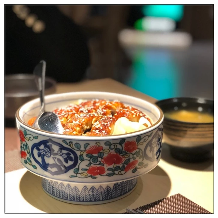 

Столовые приборы Hangzhou Wasabi домашняя миска для угоря и риса 5,75 дюйма с ароматом птиц и цветов, наклейки с высокими штанинами, чаша, сашими