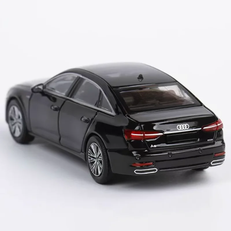 MASSDI 1/64 스케일 A6(C8) 합금 자동차 모델 성인 클래식 컬렉션 기념품 전시 선물 소년 장난감