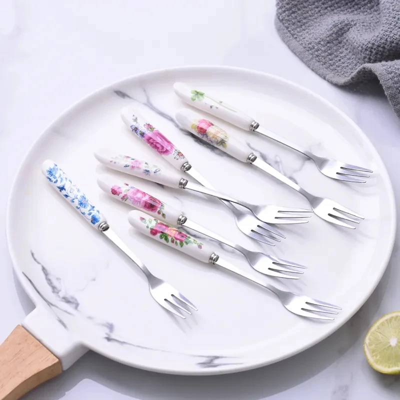 

4pcs/lot Kitchen tool Fashion Stainless Steel fork /15mm Bone China fruit fork/cake dessert fork tableware