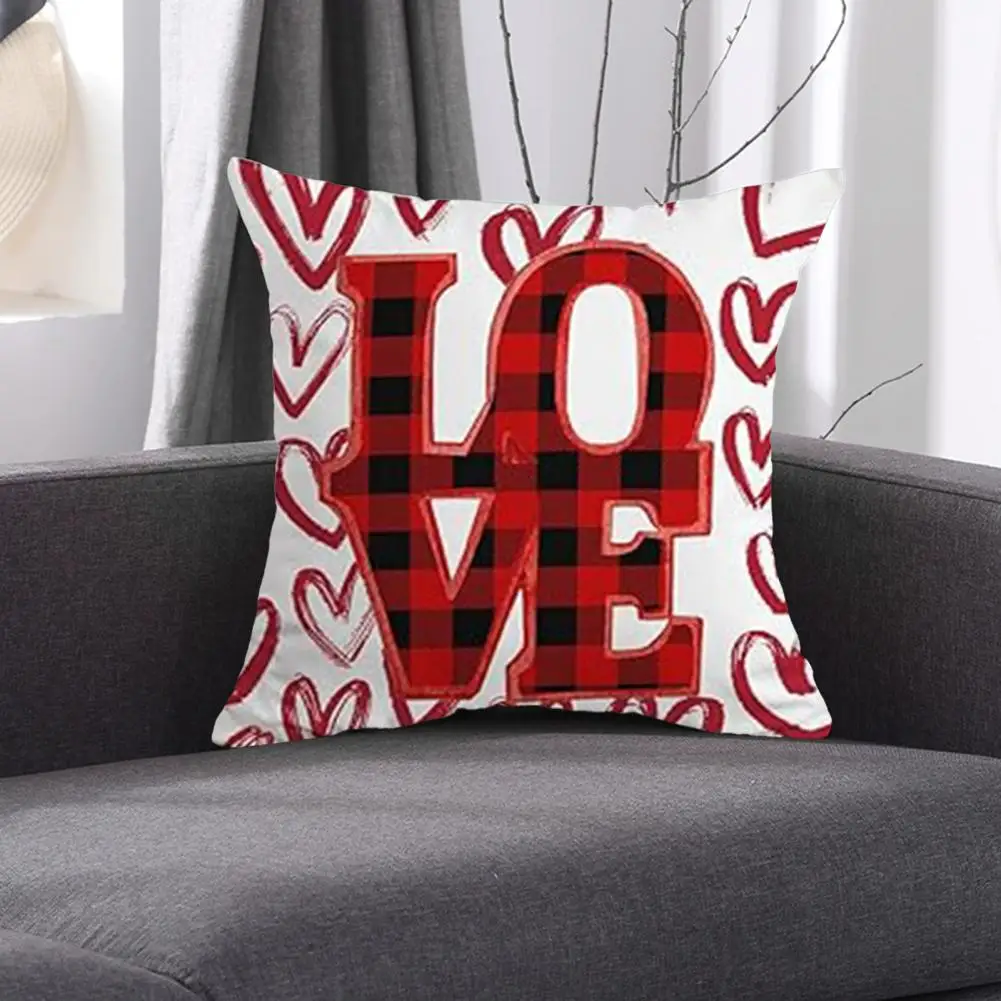 

Unique Design Pillow Covers Valentine's Day Red Buffalo Plaid Gnomes Pillow Covers for Festive Home Decoration Couch for Pillows