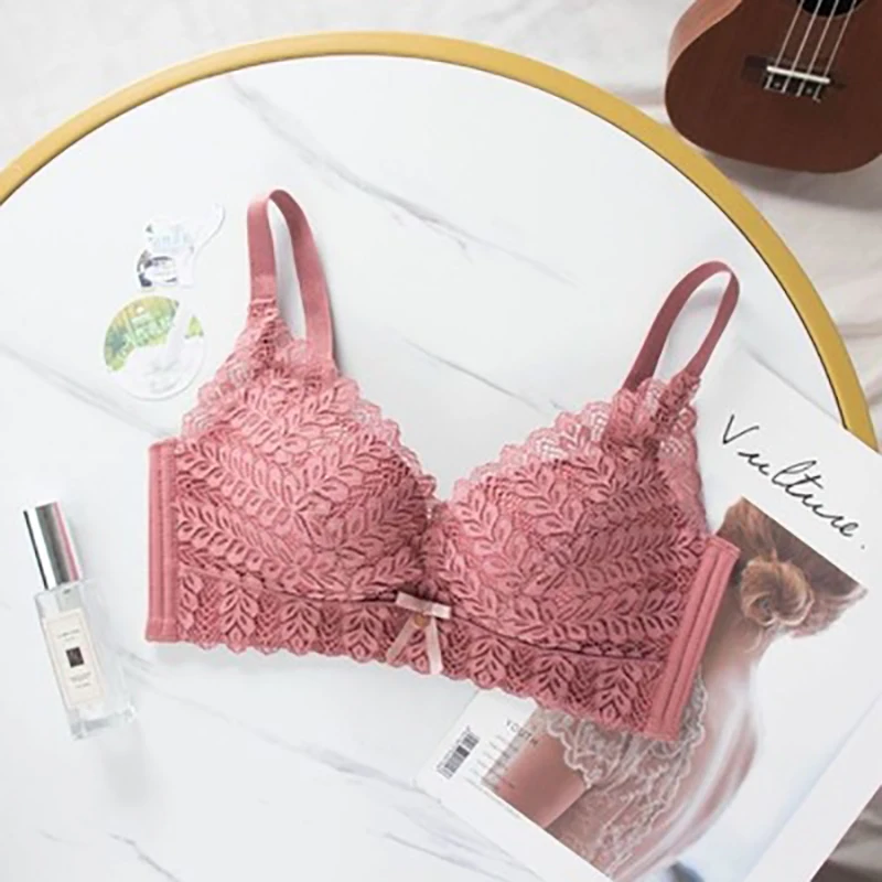 Women's Underwear Wireless Gathered Lace Bra Comfortable Intimate Invisible Bralette Push Up Breathable Lingerie Soft Brassiere