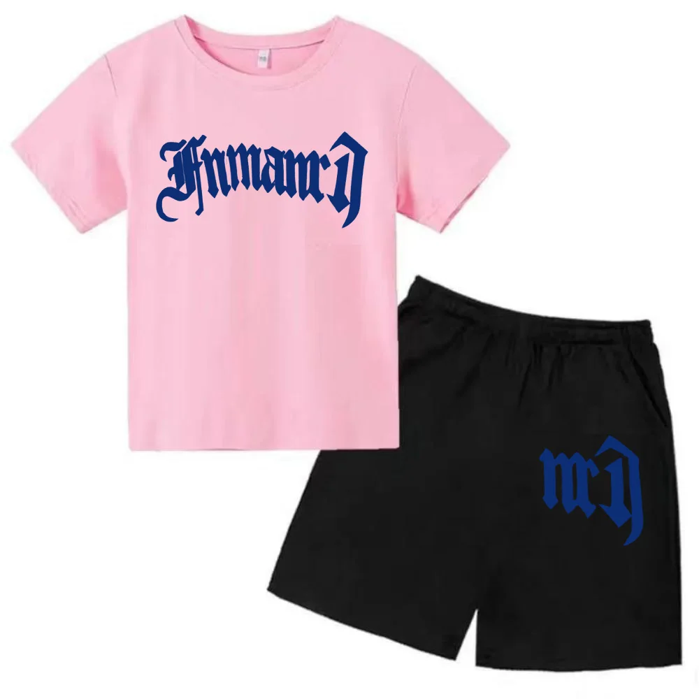 thumbnail image 1 of Ropa para niños con estampado de marca gótica, conjunto de camiseta y pantalones cortos de verano para adolescentes, 2 piezas, manga corta, moda informal para niños y niñas, 1 of 5