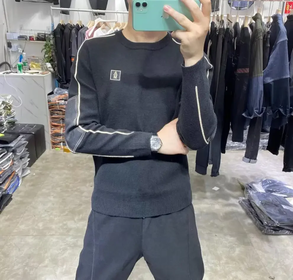 Description Picture 4 of itemFashionable Versatileunique Men's Long Sleeve Knit Sweater Round Neck Pullover Autumn New Style Casual Cross-border