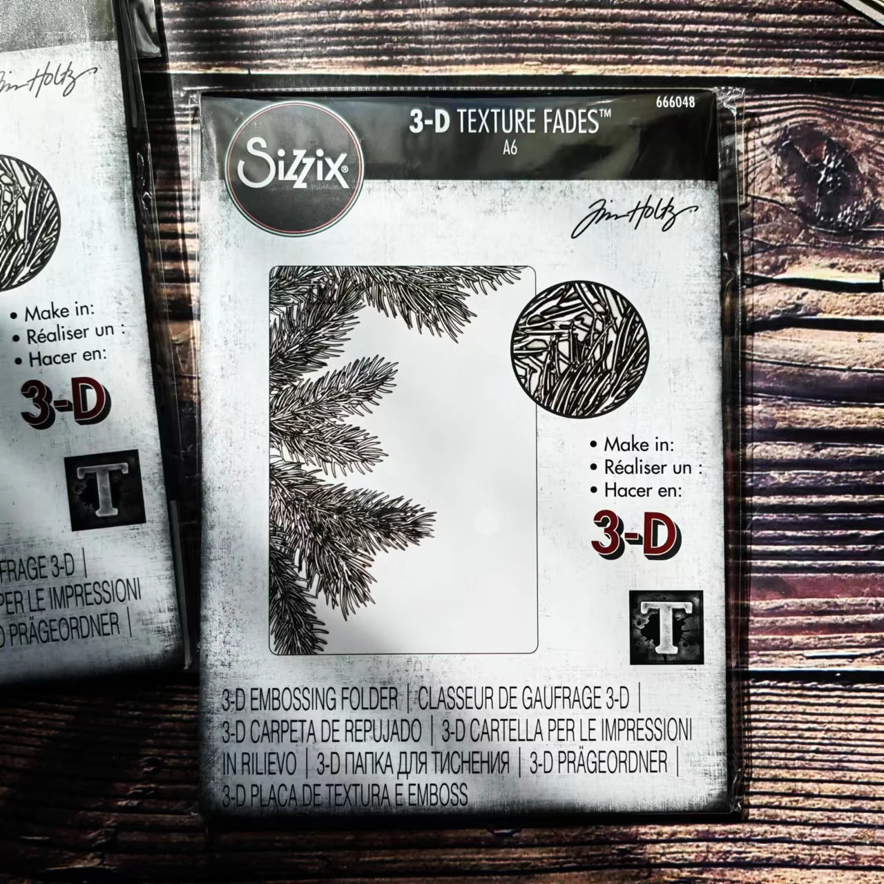

Sizzix 666048 3-D Texture Fades Embossing Folder - Pine Branches by Tim Holtz