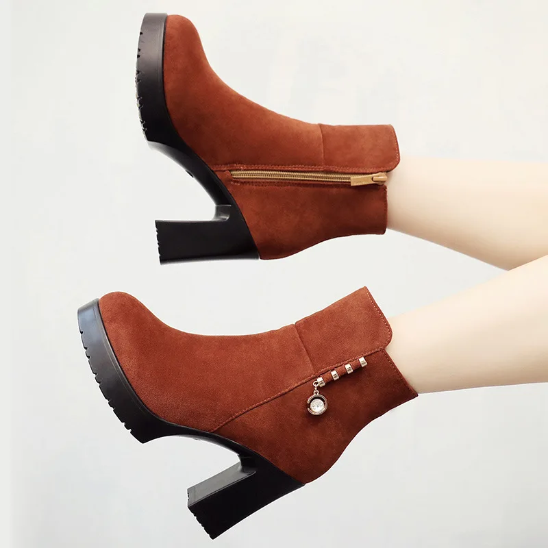 

Plus Size Block Heel Platform Boots Women Shoes 2021 Synthetic Suede Ankle Boots Ladies High Heels Short Plush zapatos de mujer