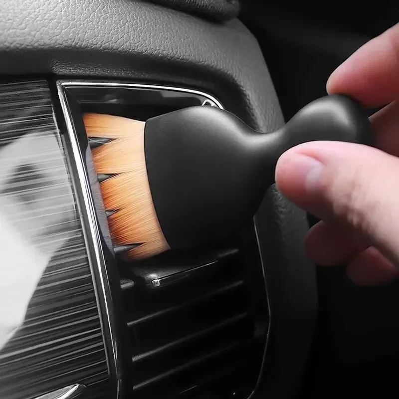 1 Pcs Car Interior Dust Sweeping Soft Brush Car Washing Tool Keyboard Gap Dust Brush out Trend Cleaning car dust brush
