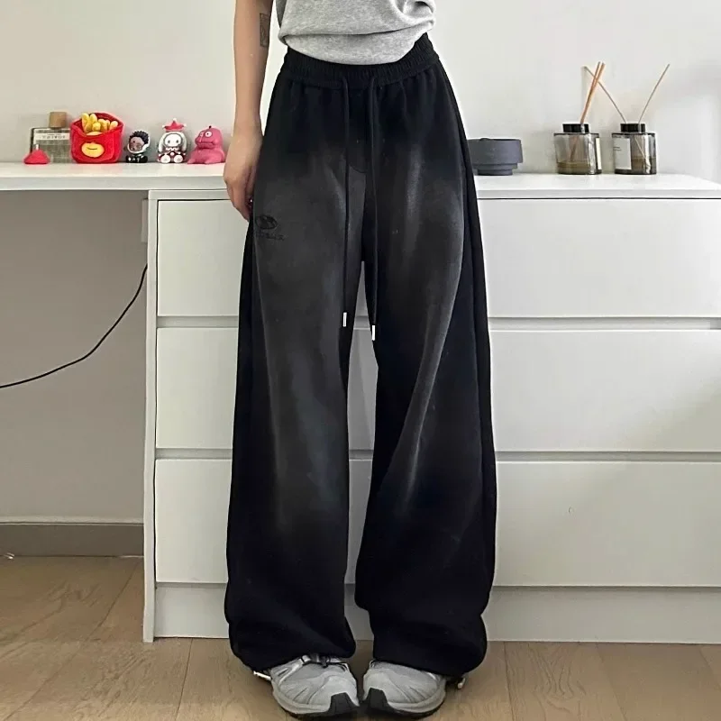 Deeptown Harajuku Oversize Sweatpants Women Baggy Y2K Grunge Korean Streetwear Baddies Jogger Pants Kpop Vintage Trousers HipHop high street hip hop stars embroidery jeans women streetwear oversize straight pants denim spliced loose wide leg casual trousers