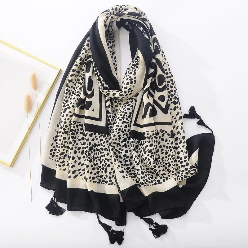 2022 New Design Leopard Print Cotton Scarf For Muslim Women Hijabs