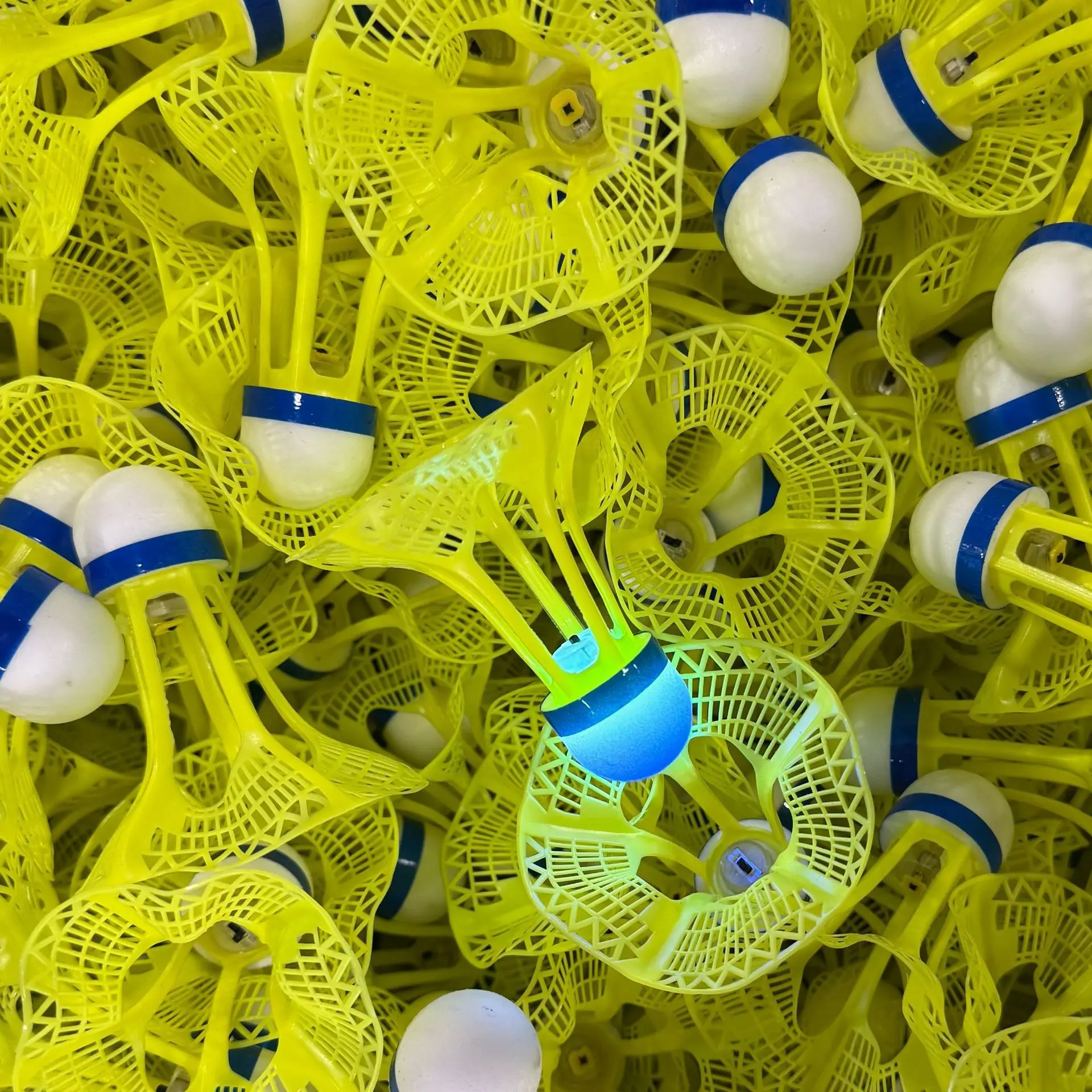 LED Badminton Shuttlecocks - Windproof - Dark