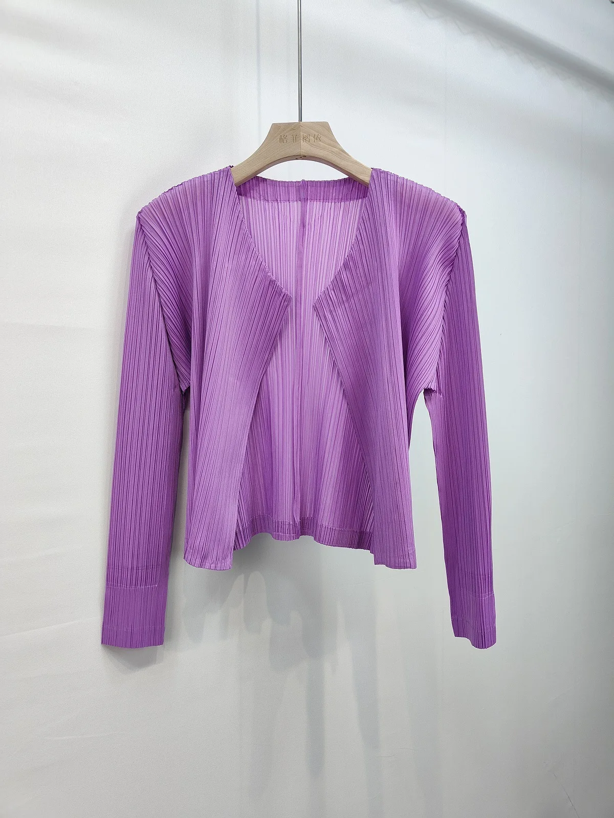 ตัวเลือกสินค้า เสื้อสเวตเตอร์ผ้าถัก น้ำหนักเบา ป้องกัน UV ใส่สบายตลอดฤดูร้อน