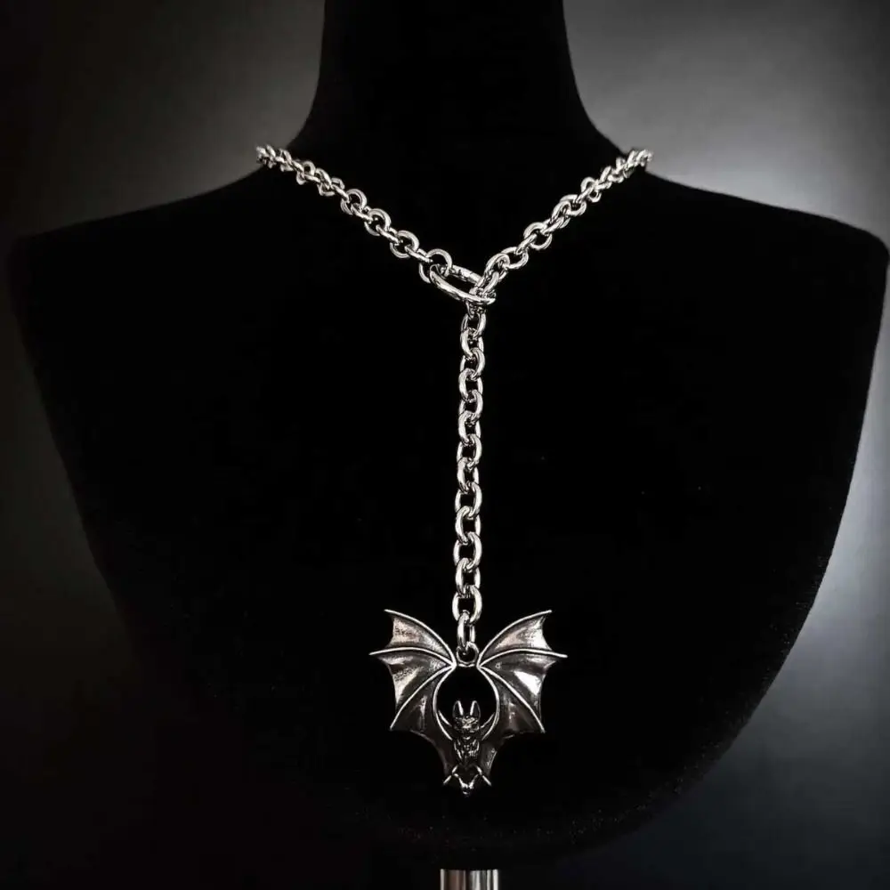 New Punk Stud Necklace Gothic Exaggeration Bat Pendant Necklace Long Clavicle Chain Jewelry