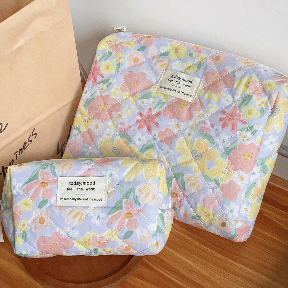 Toiletry Bag 3 Pcs Quilted Oil Painted Flower Toiletry Organizer Bag for Women Portable Large Cosmetic Pouch Travel Bag