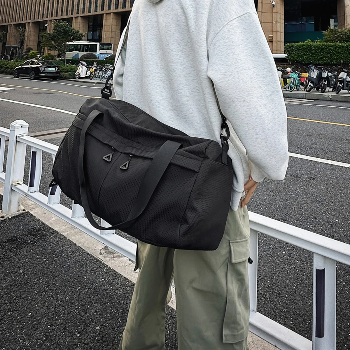 Short-Distance Portable Travel Bag, High-End Fitness Bag, Fashionable Portable Large-Capacity Women's Simple Business Trip Luggage Bag Storage Bag