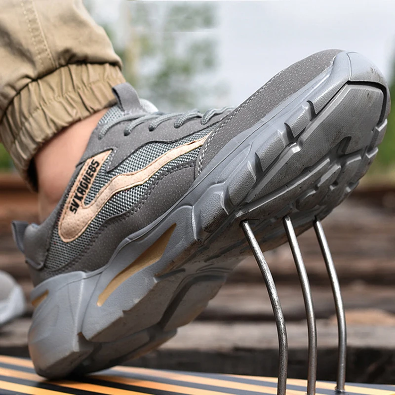 New Safety Shoes For Men Women Steel Toe Cap Work Shoes Breathable Light Sneaker Men Indestructible Safety Boots Couples Shoes