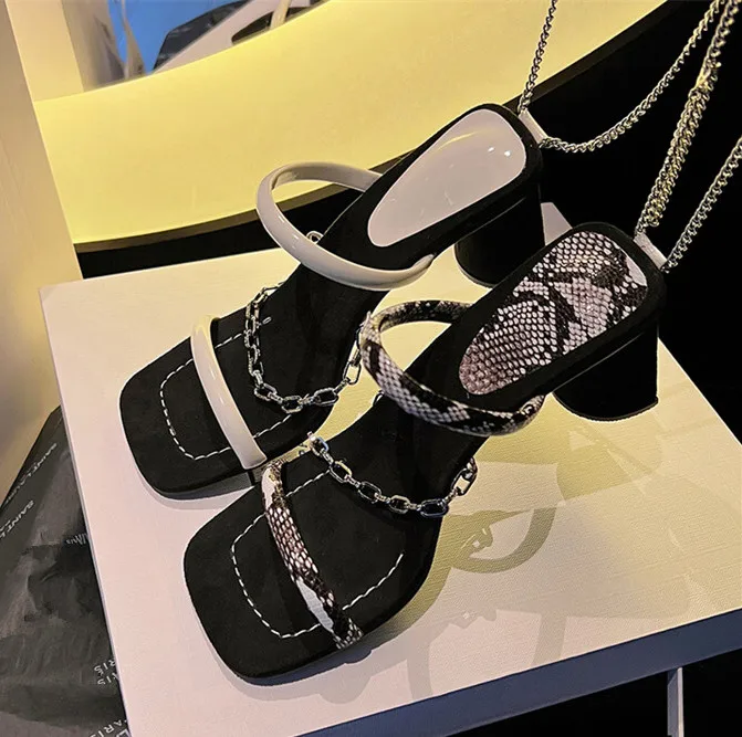 

Ins Fashion 2022 Women Summer Slippers Square Open Toe White Chains Slides Snakeskin Leather 6cm Chunky High Heels Sandalias