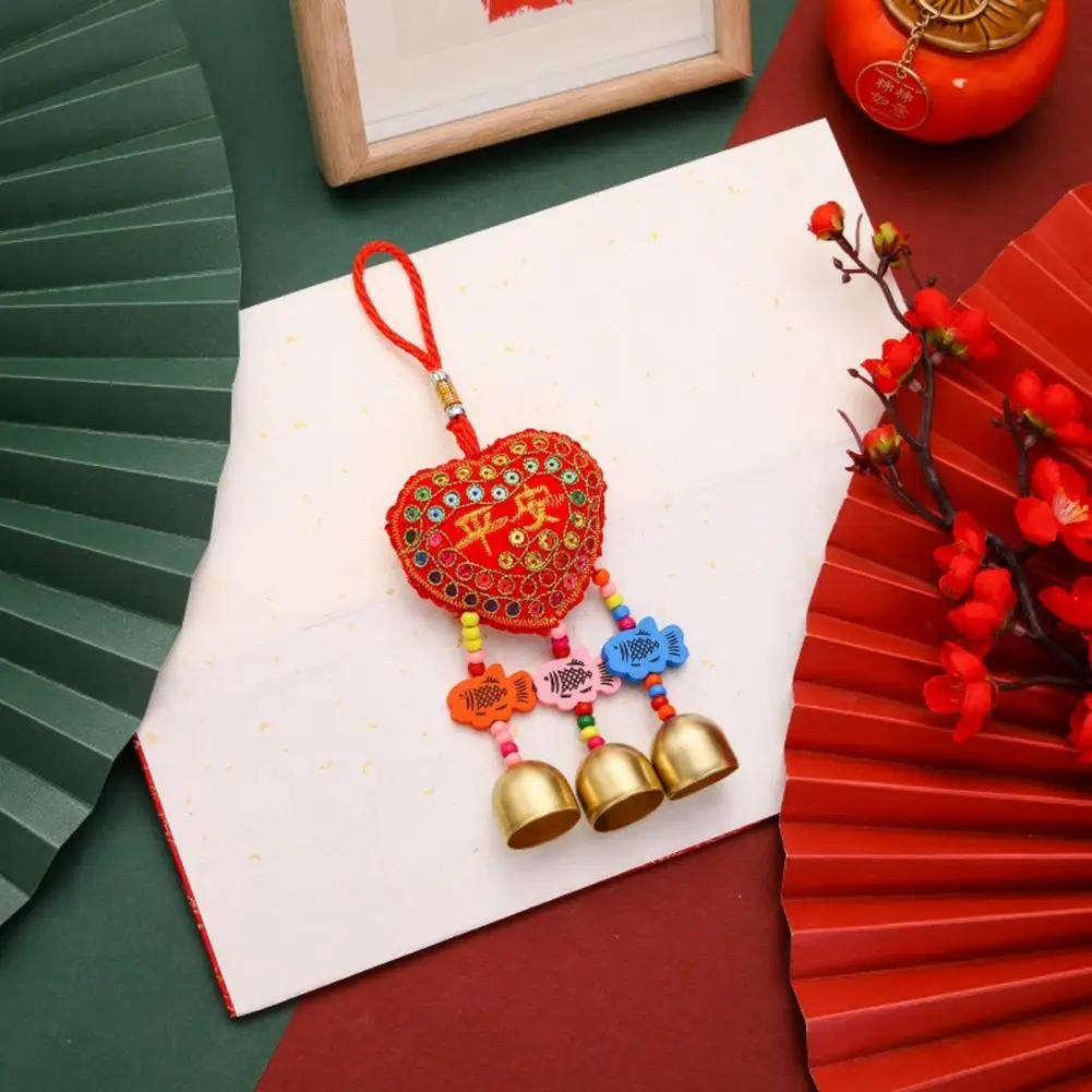 

Party Decoration Vibrant Metal Bell Wind Chimes Festive Spring Festival Hanging Decor with Colorful Embroidery Pattern Sachet