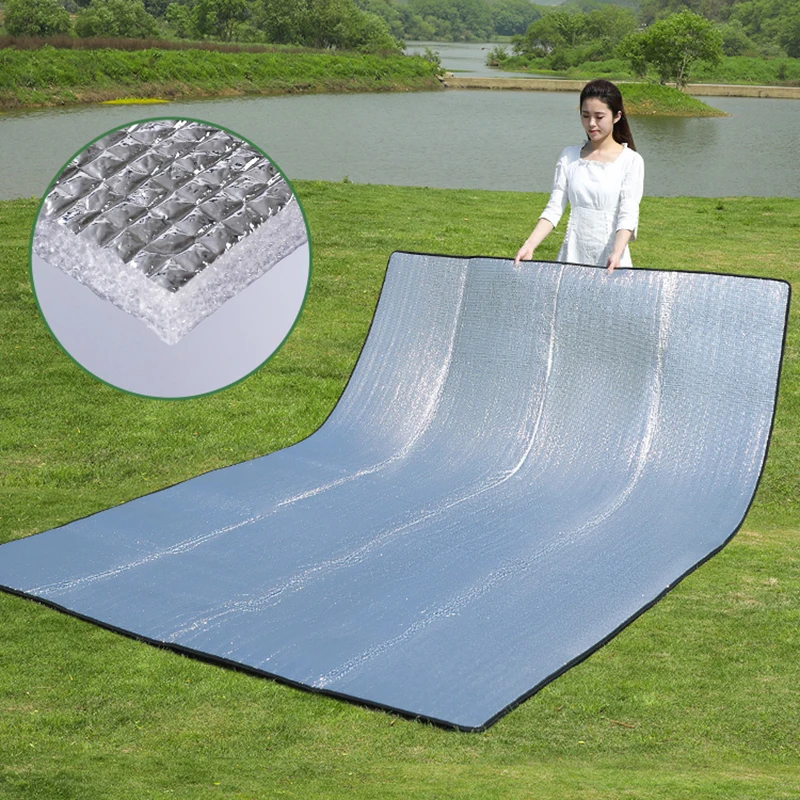 1pc Outdoor Moisture-proof Mat, Aluminum Foil Picnic Mat, Portable Outdoor Tent Mat, Suitable For Beach And Dormitory Use