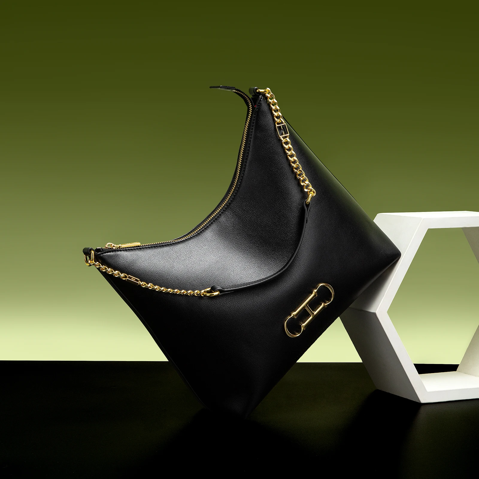 ربيع جديد حقيبة يد خضراء فاتحة بسيطة بلون ركاب حقي...