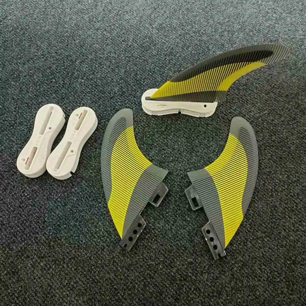 Surfboard Fin Professional FCS2 Surfboard Fin M/L Honeycomb Fiberglass Construction Superior Stability & Durability