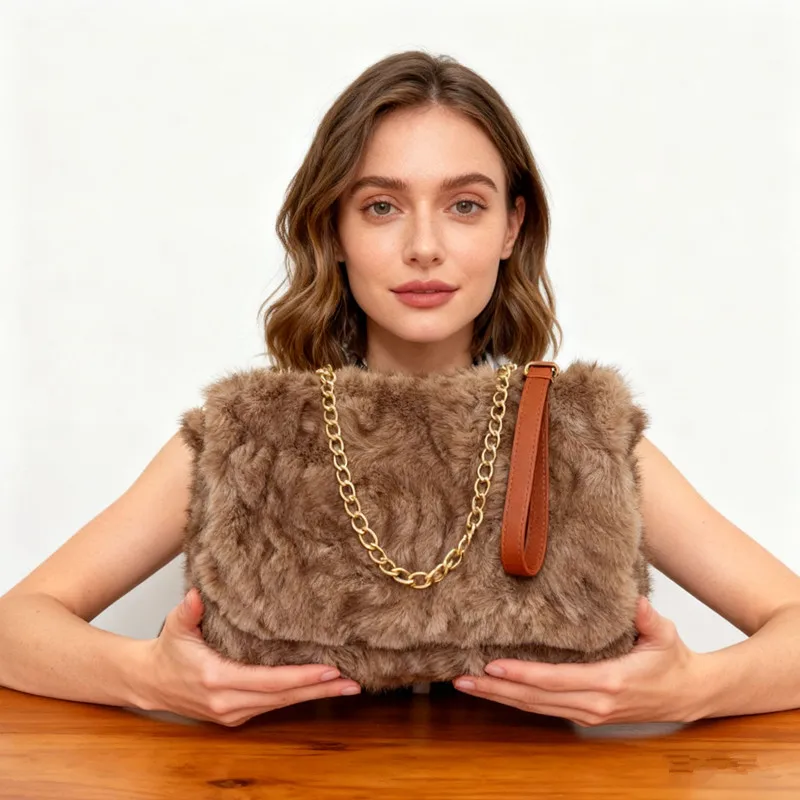 Fashion Luxury Warm Imitation Rabbit Hair Women's Large Capacity Handbag Y2K Fluffy Bag Winter Plush Underarm Bag