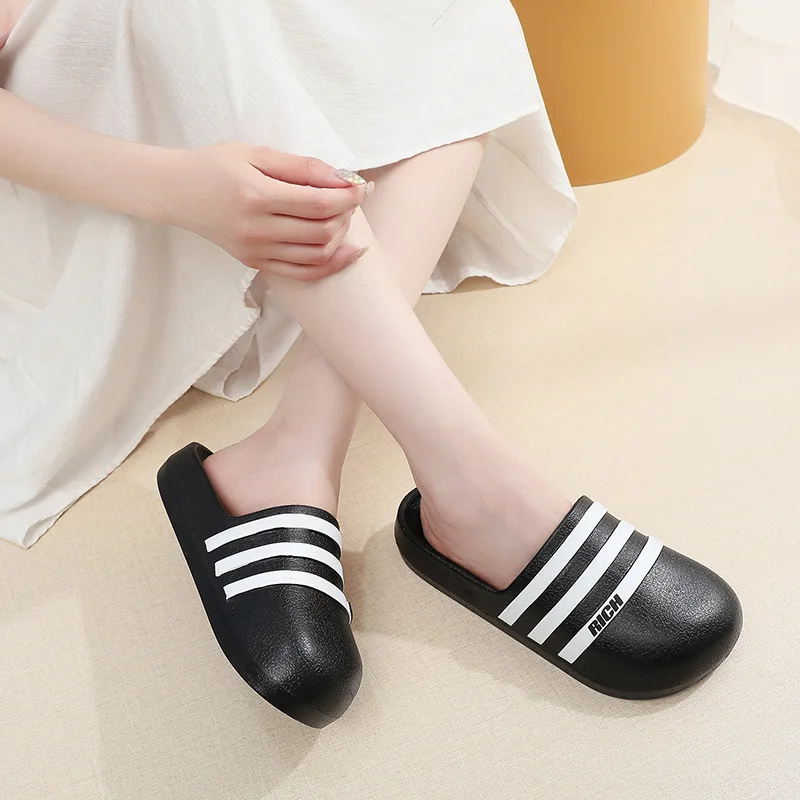 Brand Women Slippers Shoes Thick Sole Soft Non-Slip Fashion Sandals Small Size Summer Water Shoes Slides Female Beach Slipper