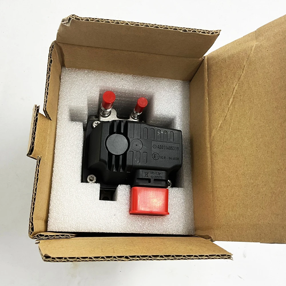 New AdBlue Urea Pump Injector OE A0001405339 A0001405439 For Mercedes Benz Actros MP4 Trucks A0001403939 A0001405239 A0001405539